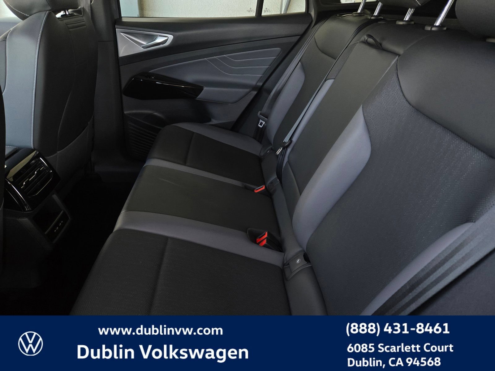 Used 2023 Volkswagen ID.4 Pro S AWD/4WD image 12