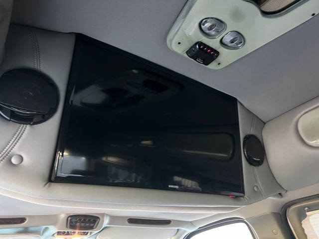 Used 2014 GMC Savana 1500 RWD image 20