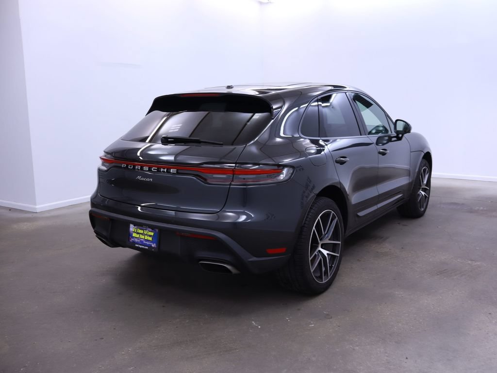 Used 2024 Porsche Macan AWD/4WD image 7