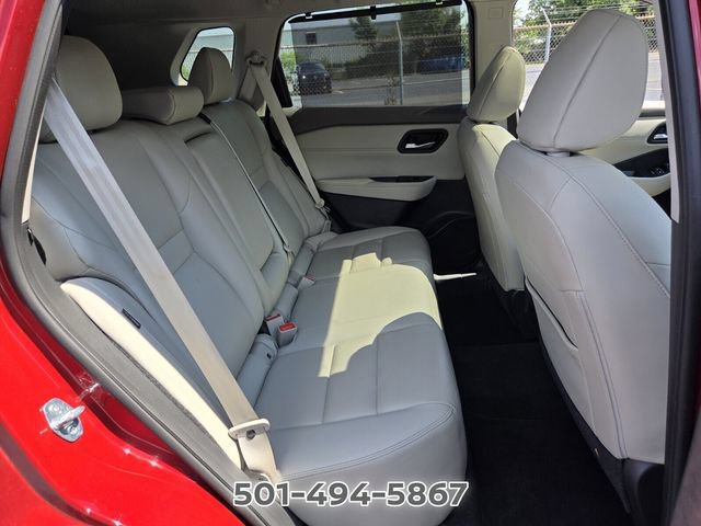 Used 2024 Nissan Rogue SL w/ SL Premium Package FWD image 14