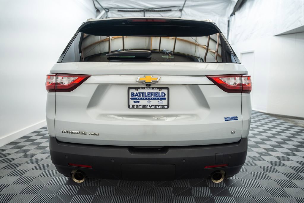 Used 2020 Chevrolet Traverse LT w/ Driver Confidence II Package AWD/4WD image 7