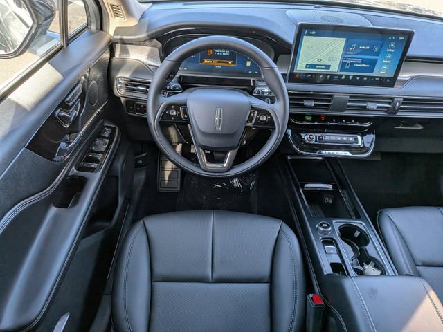 New 2026 Lincoln Corsair Premiere image 14