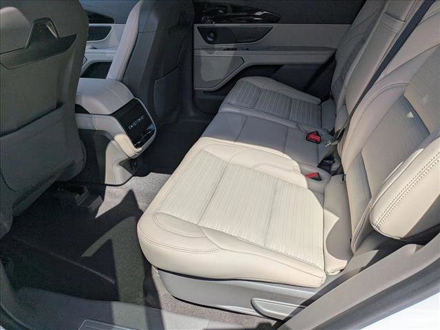 New 2025 Lincoln Nautilus Reserve image 14