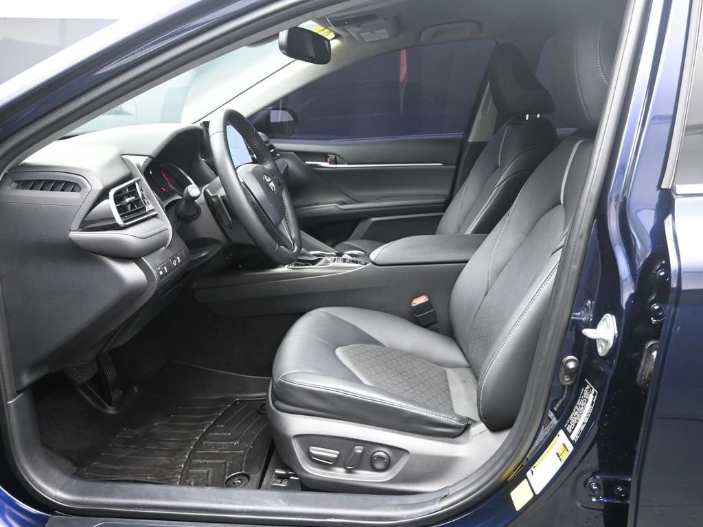 Used 2021 Toyota Camry XSE image 20