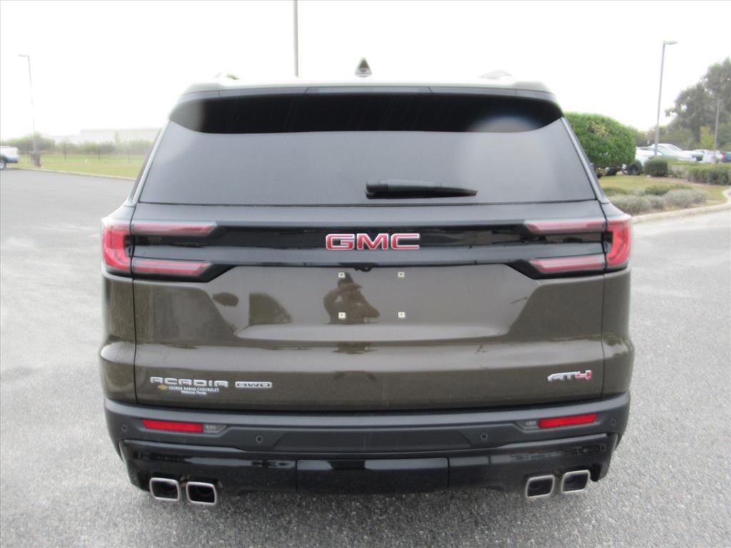 Used 2025 GMC Acadia AT4 AWD/4WD image 5
