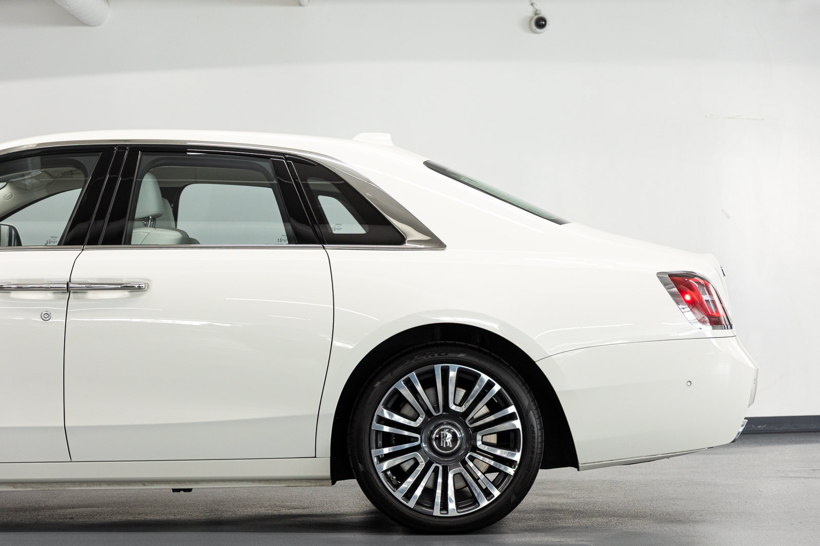 Certified 2023 Rolls-Royce Ghost AWD/4WD image 19