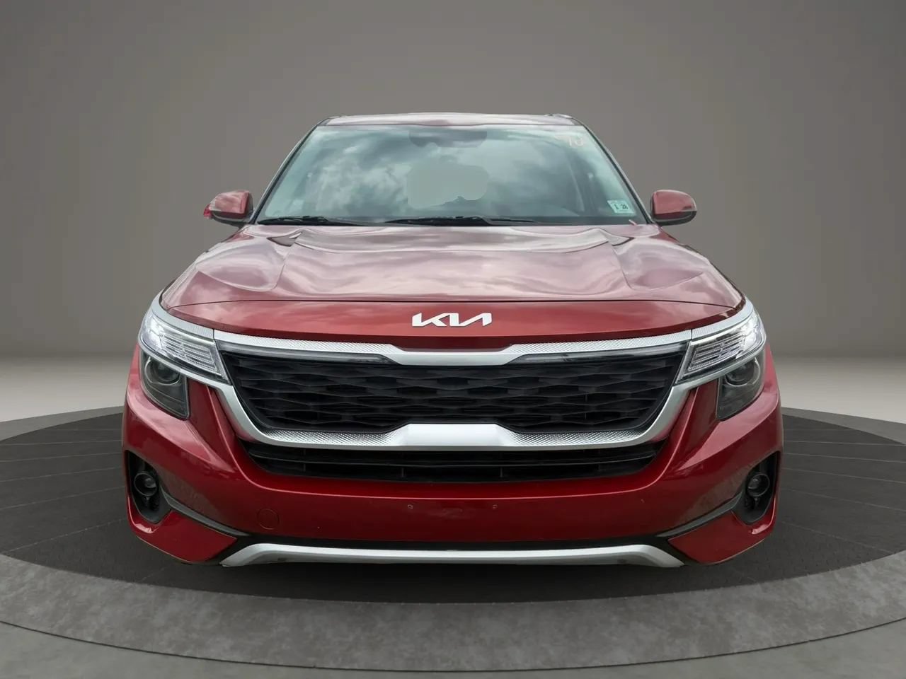 Used 2023 Kia Seltos S AWD/4WD image 2