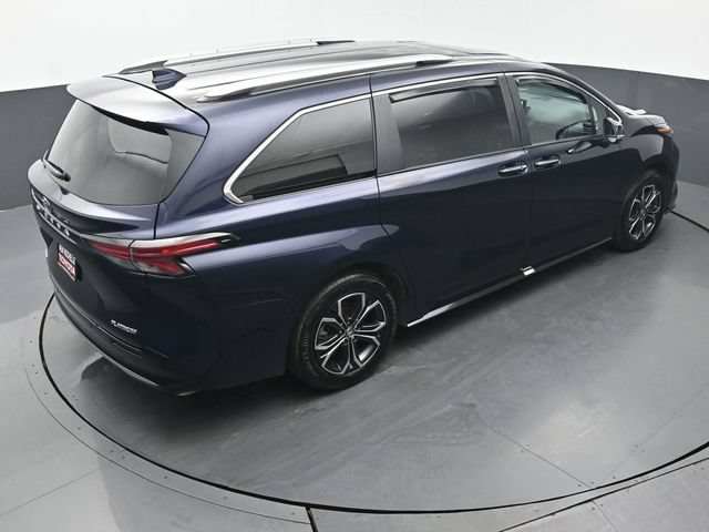 Certified 2025 Toyota Sienna Platinum AWD/4WD image 51