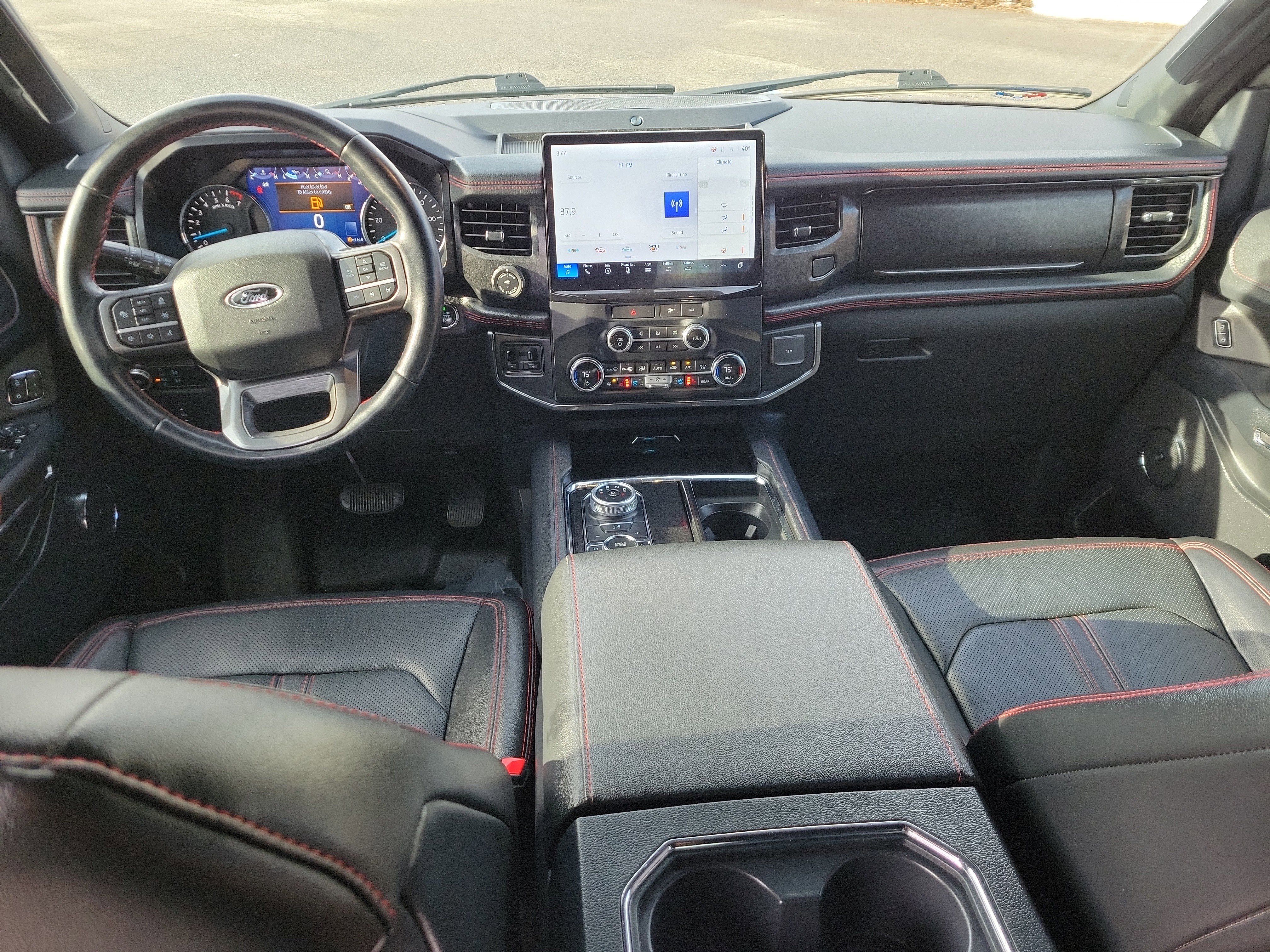 Used 2022 Ford Expedition Limited image 19