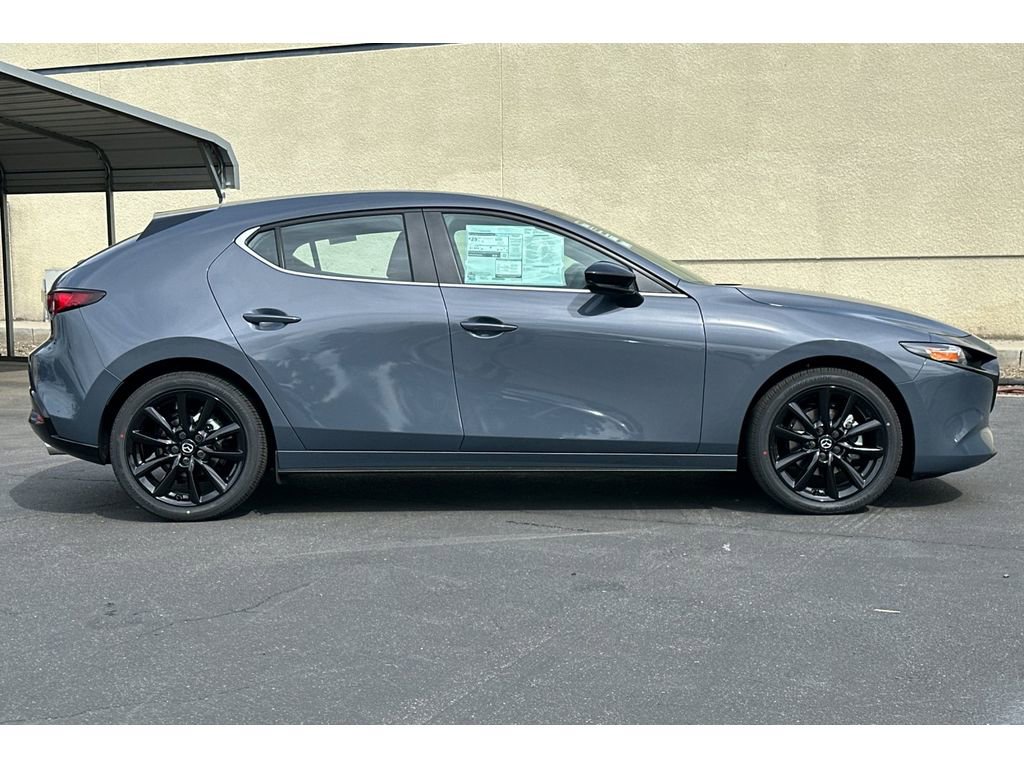 Certified 2025 MAZDA MAZDA3 Carbon image 4