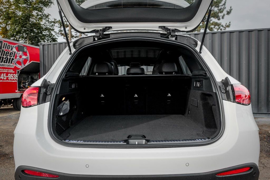 New 2026 Mercedes-Benz GLC 43 AMG 4MATIC image 12