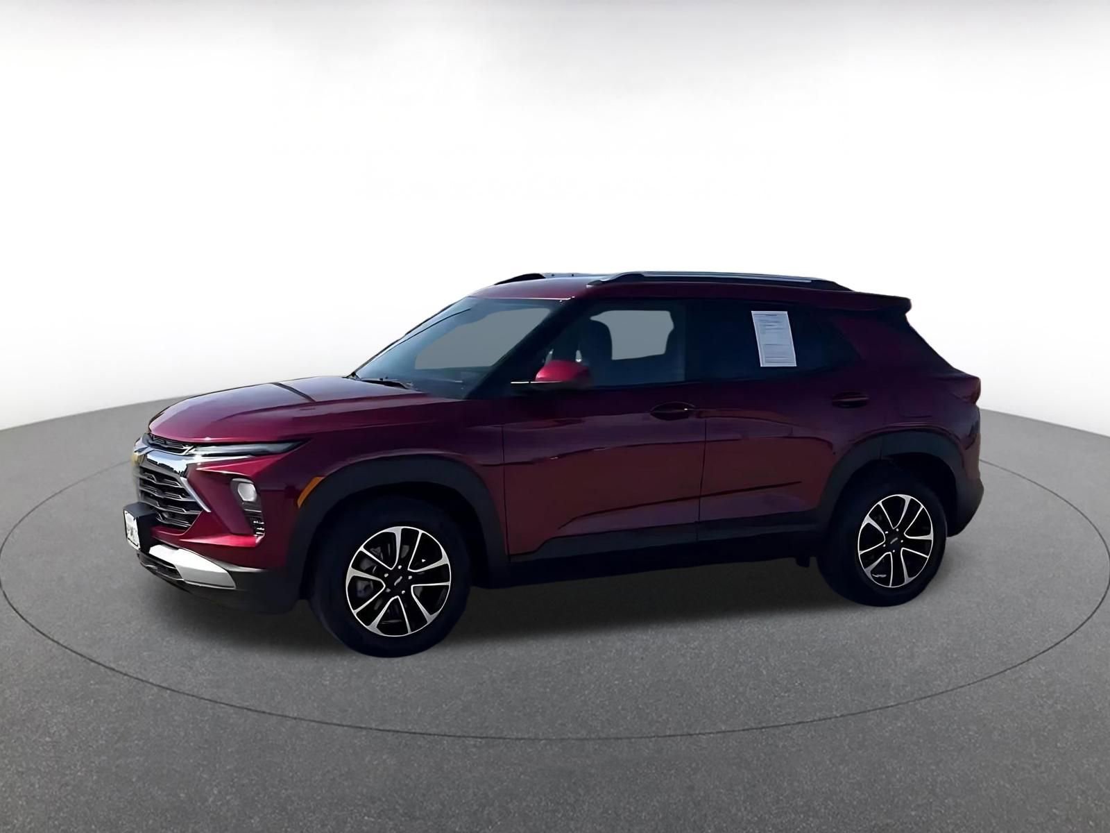 Used 2025 Chevrolet TrailBlazer LT image 8