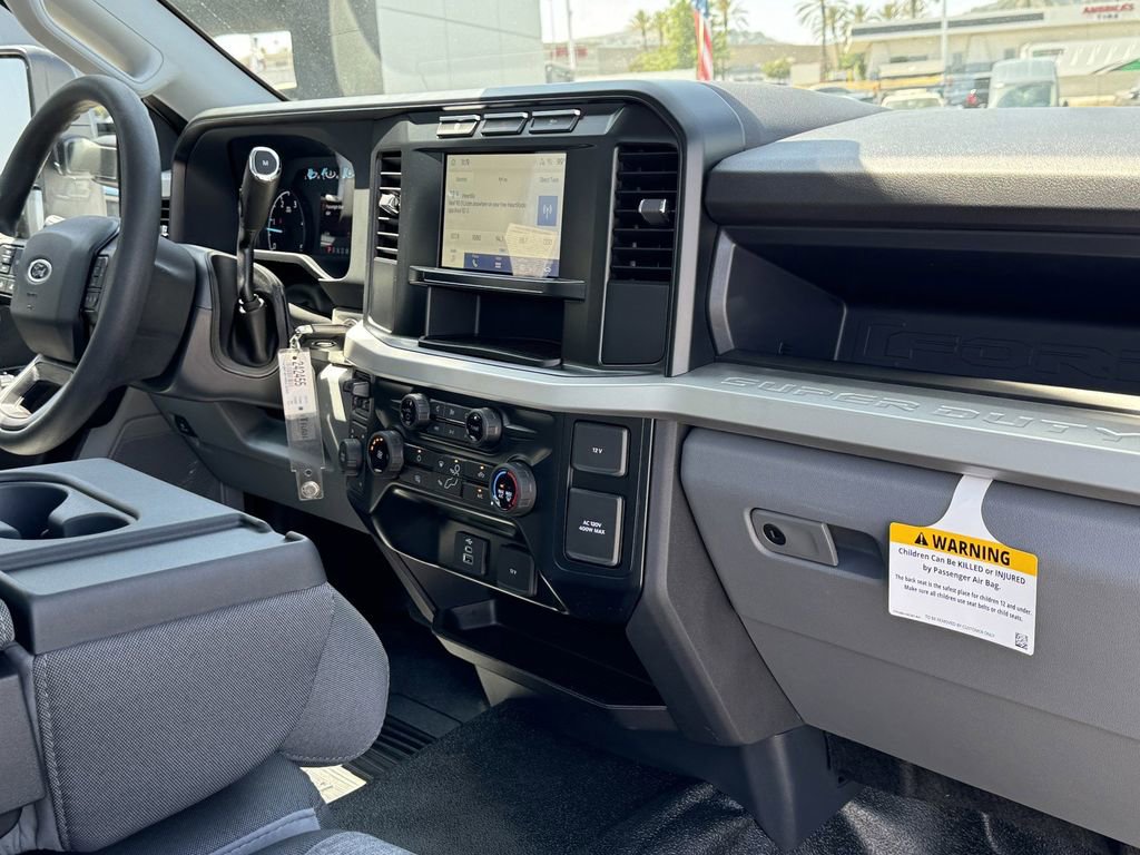 New 2024 Ford F350 XL image 5