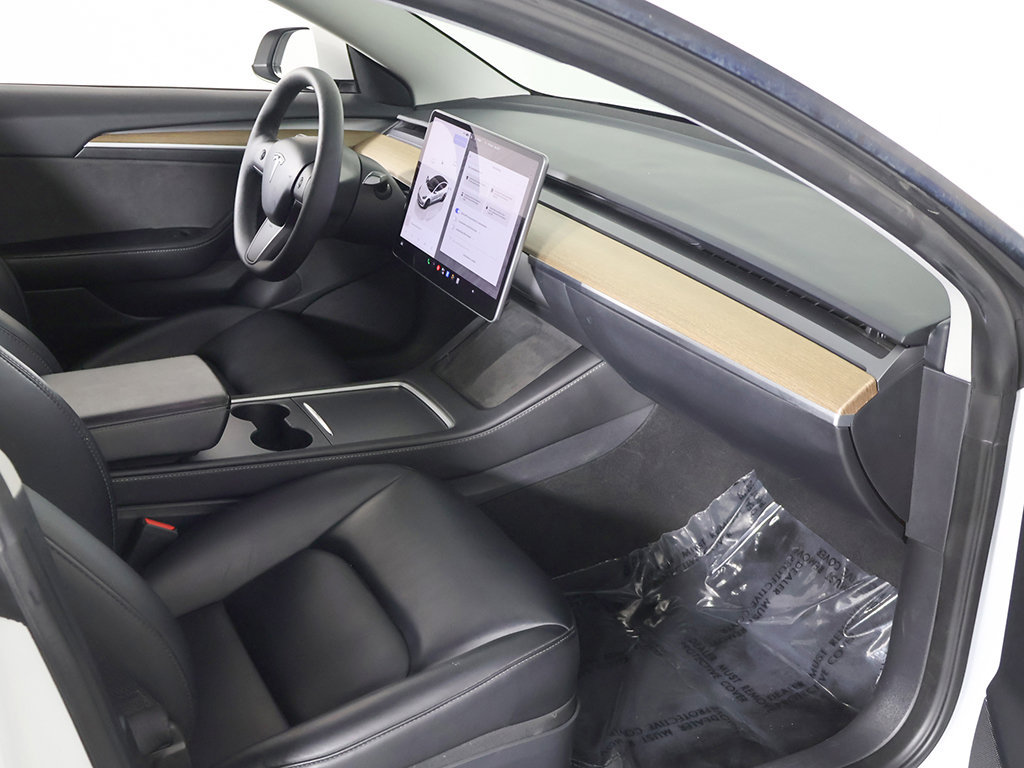Used 2023 Tesla Model 3 Standard Range RWD image 26