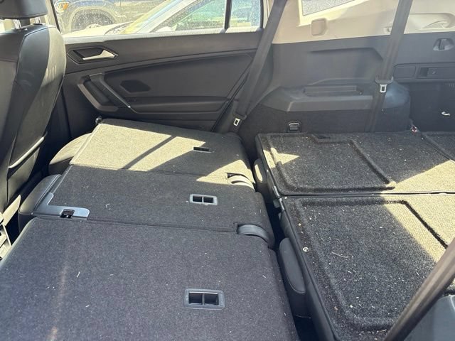 Used 2018 Volkswagen Tiguan SE FWD image 8