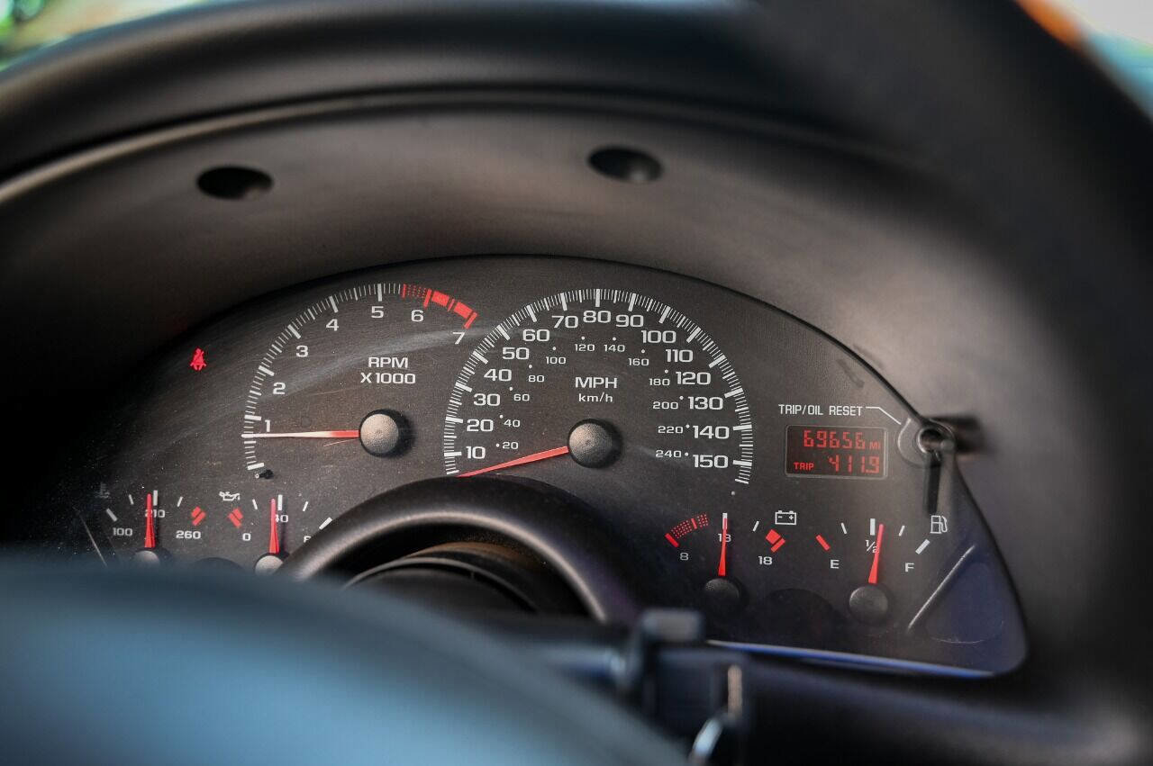 Used 2001 Chevrolet Camaro Z28 w/ Preferred Equipment Group 2 RWD image 64