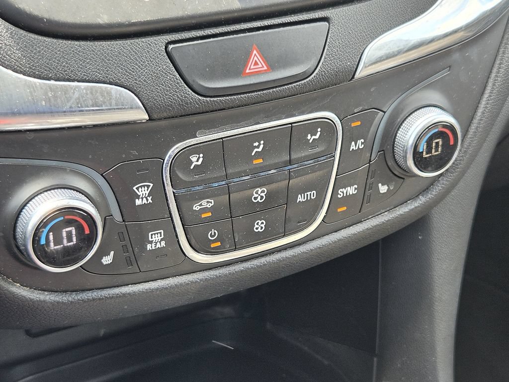 Used 2019 Chevrolet Equinox LT AWD/4WD image 19
