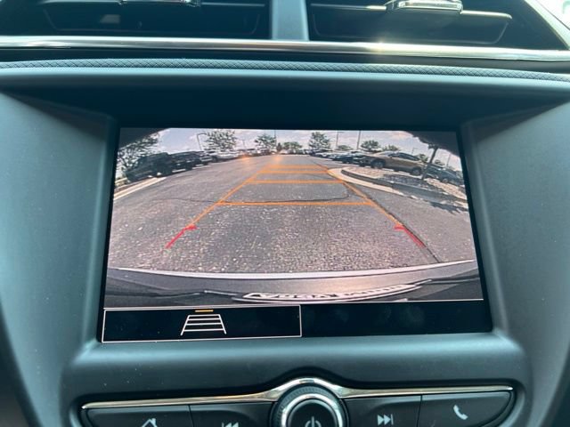 Used 2022 Chevrolet TrailBlazer LT w/ LPO, Blackout Package FWD image 19