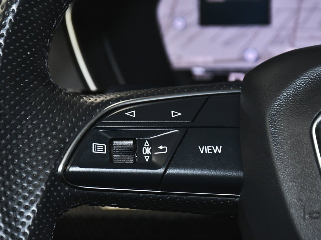 Used 2025 Audi SQ5 Premium Plus image 47