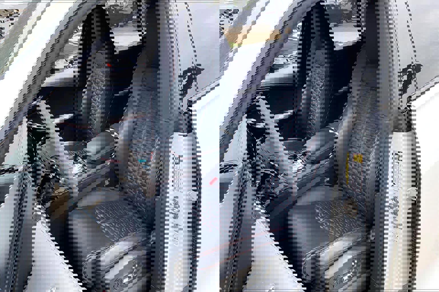 Used 2023 Audi RS Q8 AWD/4WD image 8