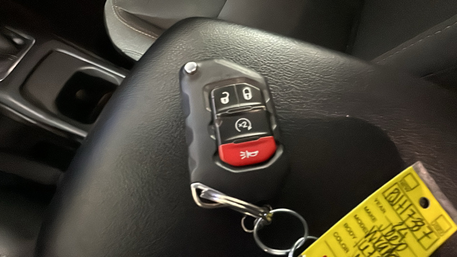 Used 2024 Jeep Wrangler Unlimited AWD/4WD image 24