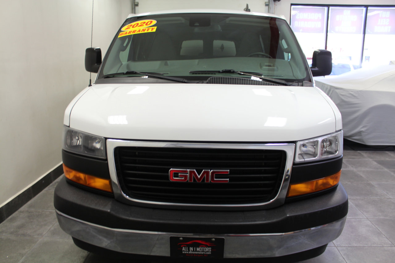 Used 2020 GMC Savana 3500 LT w/ LT Preferred Equipment Group image 2
