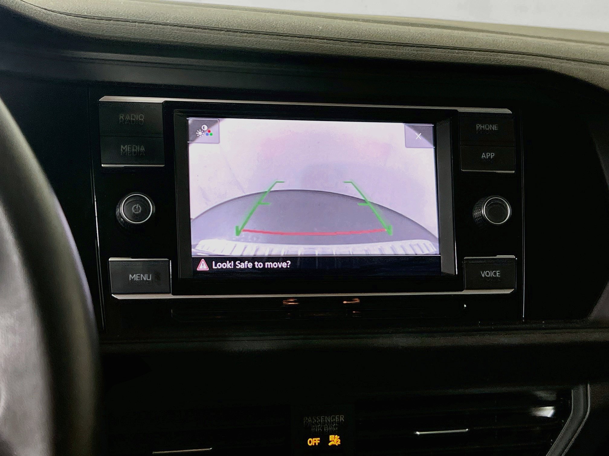 Used 2023 Volkswagen Jetta SE FWD image 13