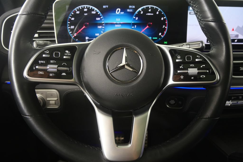 Used 2022 Mercedes-Benz GLS 450 4MATIC image 17