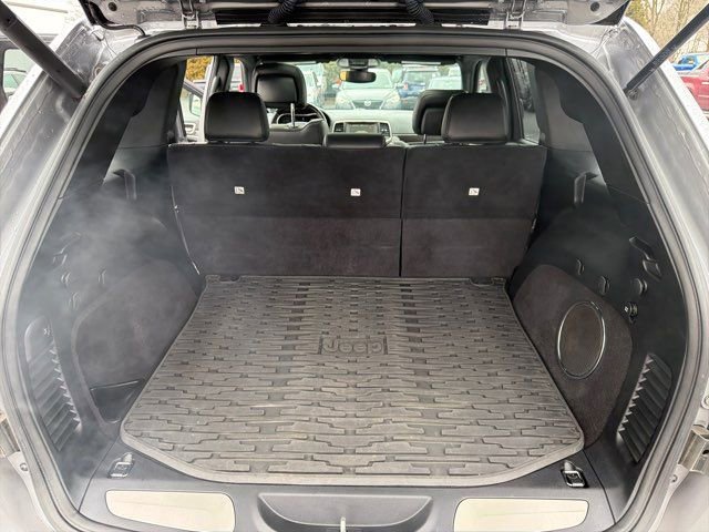 Used 2017 Jeep Grand Cherokee Overland image 20
