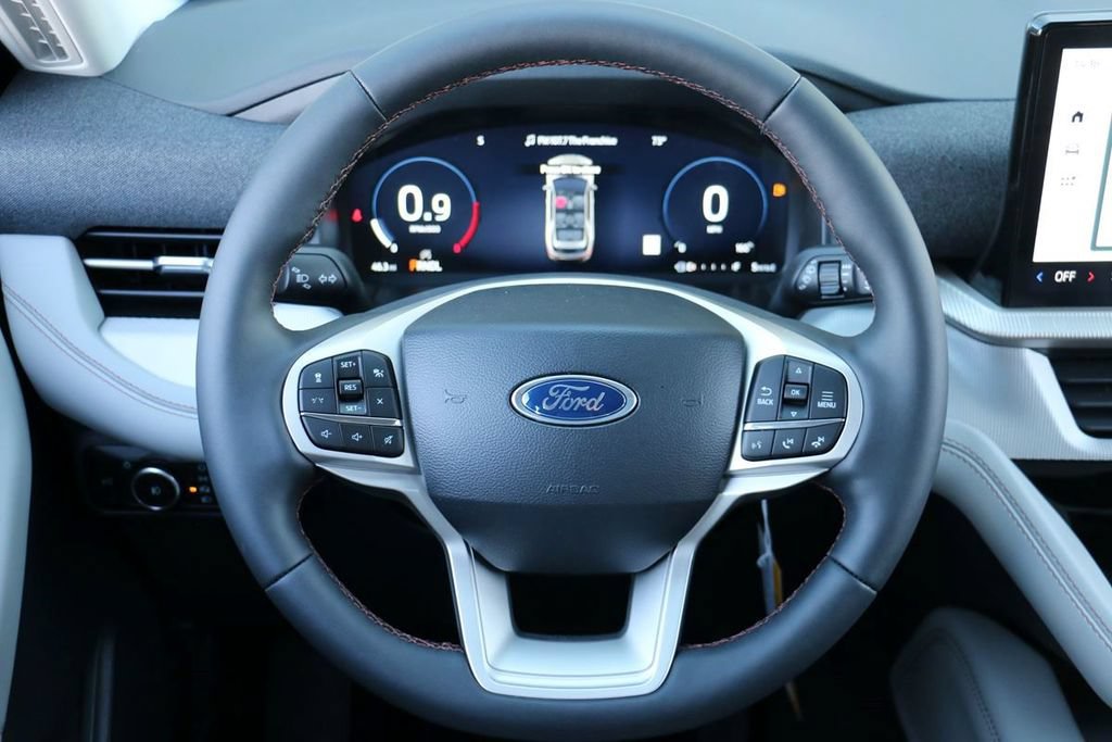New 2026 Ford Explorer Active w/ Active Comfort Package RWD image 22