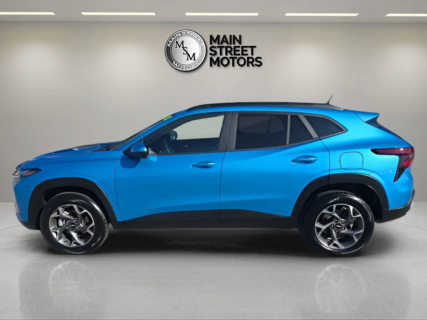 Used 2025 Chevrolet Trax LT w/ Driver Confidence Package image 2