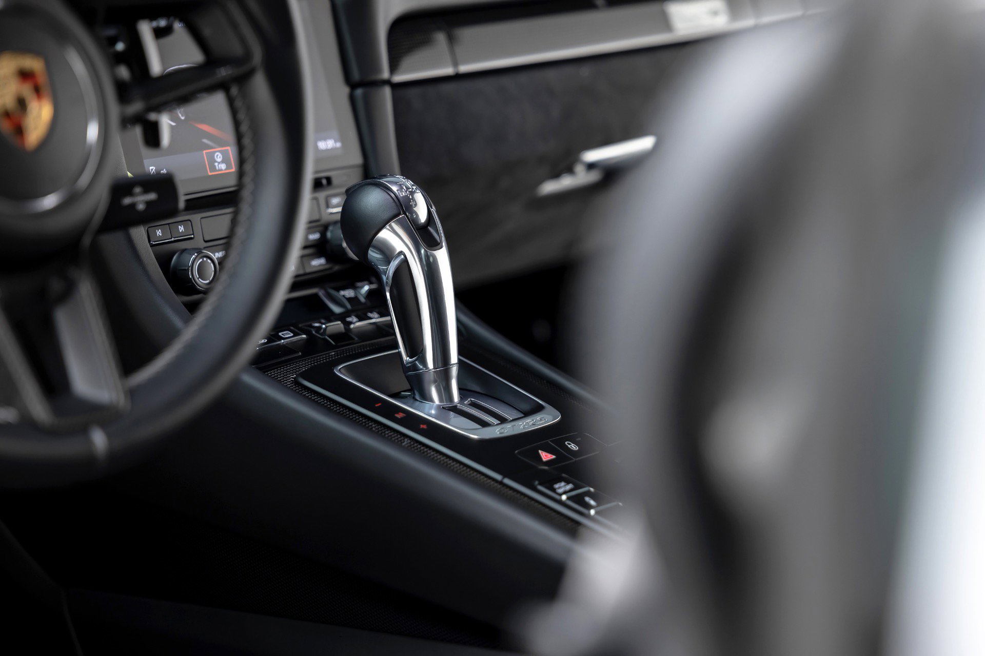 Used 2018 Porsche 911 GT2 RS image 26