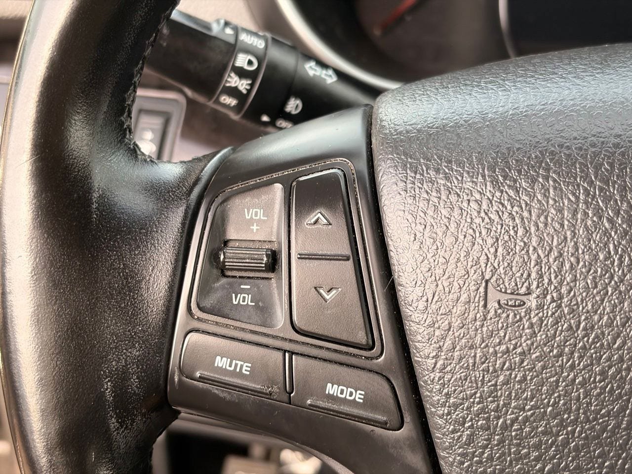Used 2014 Kia Sorento SX FWD image 28