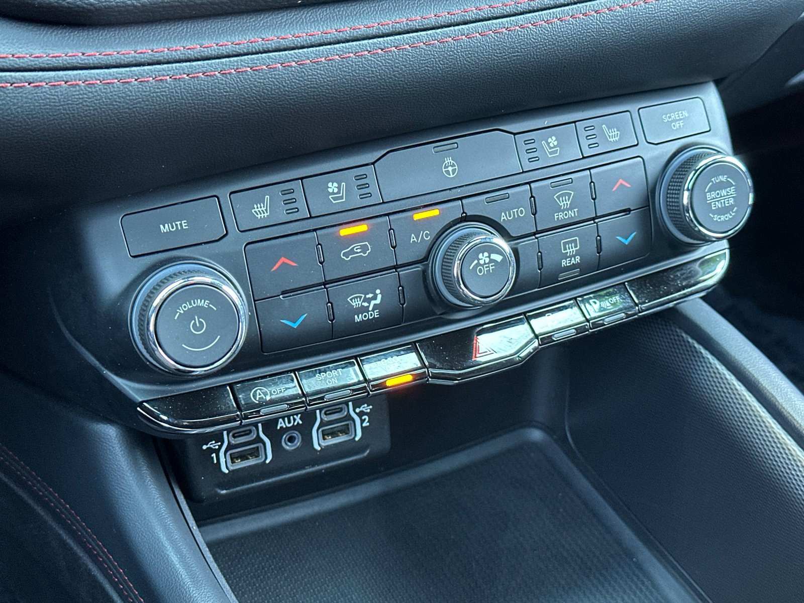 Certified 2023 Dodge Durango GT image 22