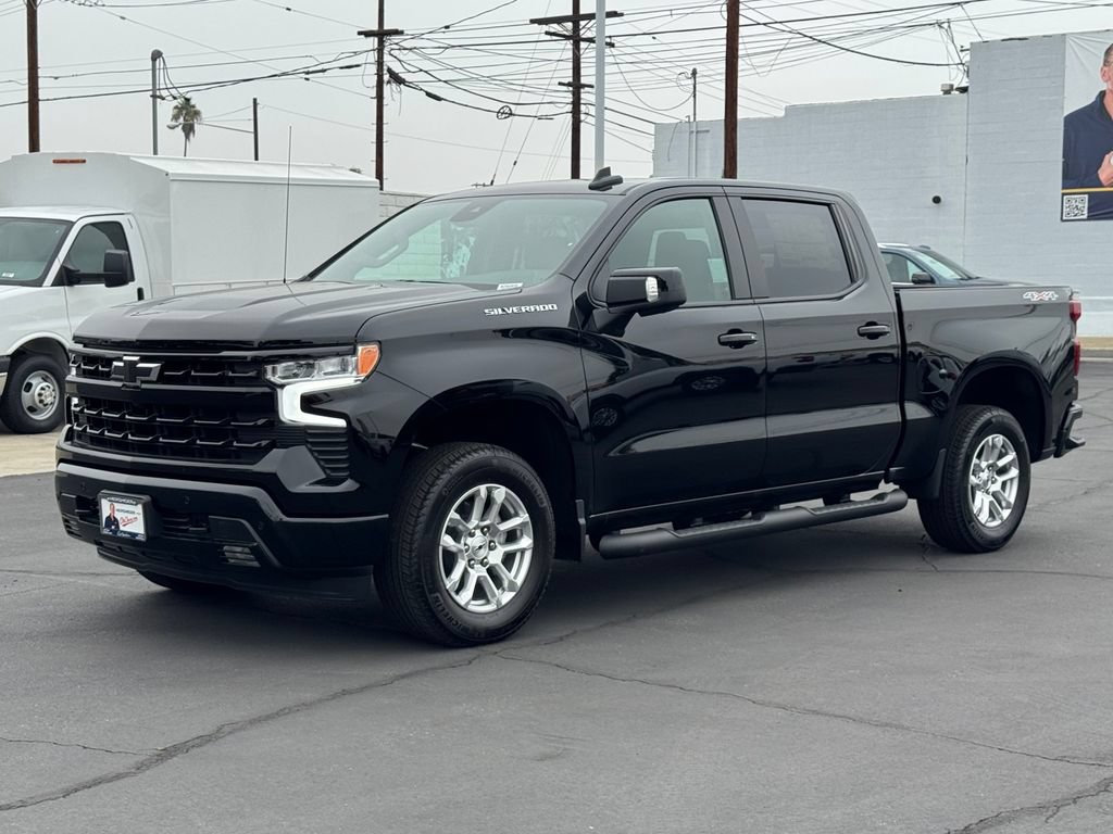 New 2026 Chevrolet Silverado 1500 RST w/ Safety Package AWD/4WD image 3