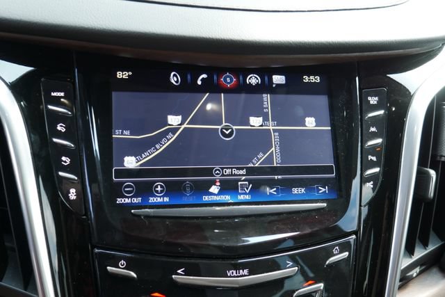 Used 2020 Cadillac Escalade Luxury AWD/4WD image 5
