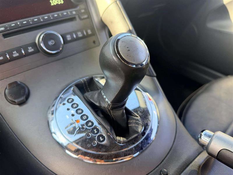 Used 2008 Pontiac Solstice Convertible w/ Premium Package image 25