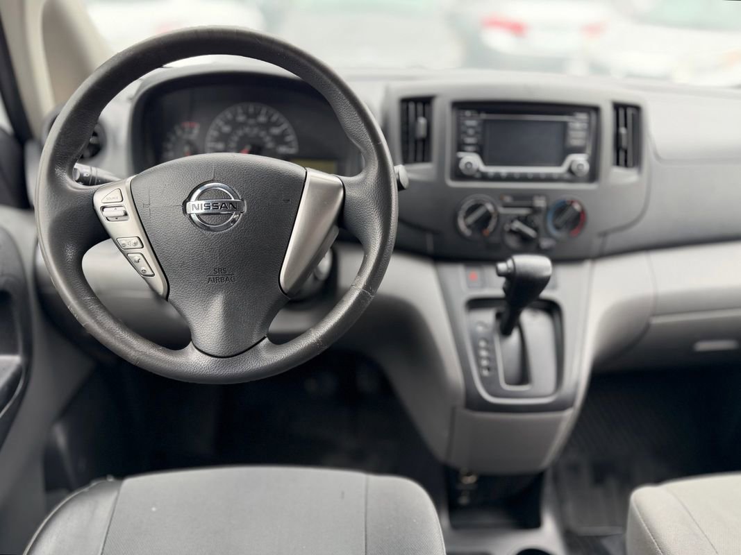 Used 2018 Nissan NV200 S FWD image 5