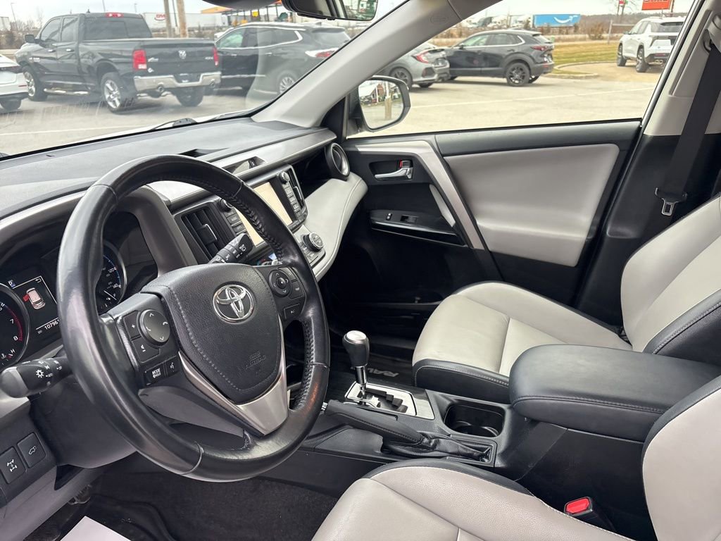Used 2018 Toyota RAV4 Limited w/ All Weather Liner Package image 29
