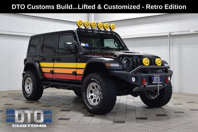 Used 2025 Jeep Wrangler Unlimited Rubicon w/ Convenience Group AWD/4WD image 1