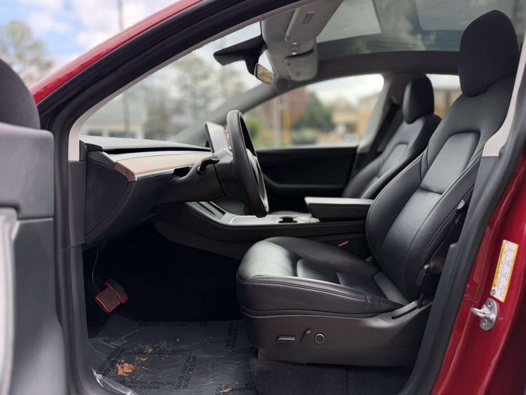 Used 2021 Tesla Model Y Long Range image 23