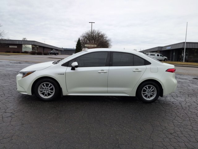 Used 2021 Toyota Corolla LE image 9