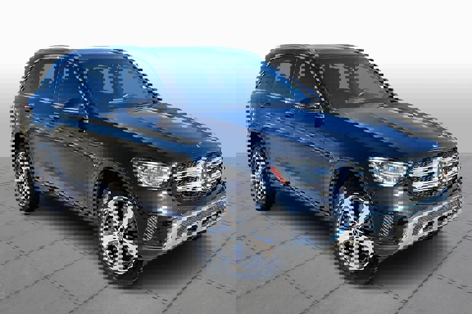 Used 2020 Mercedes-Benz GLC 300 image 3