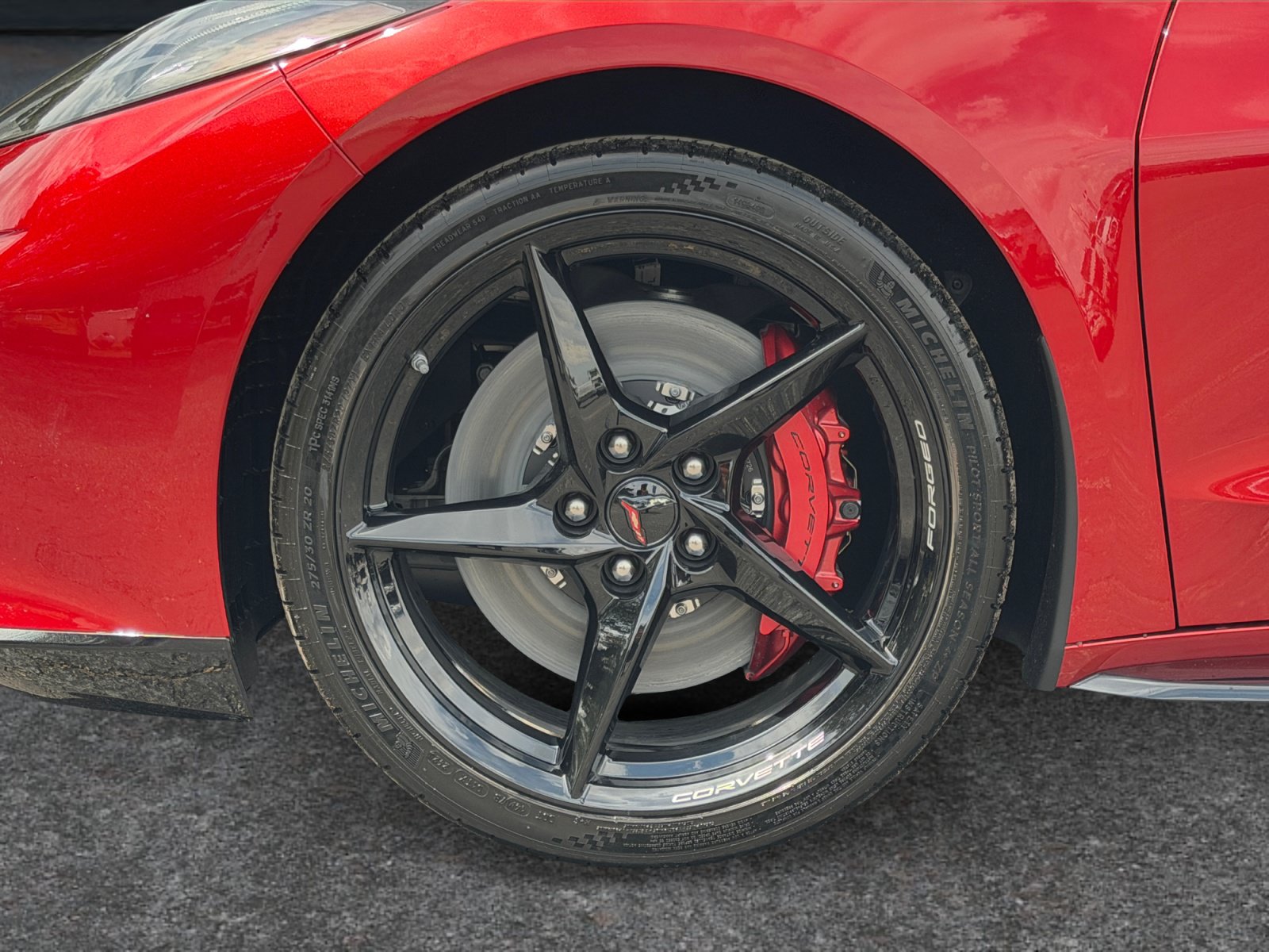 New 2027 Chevrolet Corvette Grand Sport w/ Stealth Interior Trim Package RWD image 9