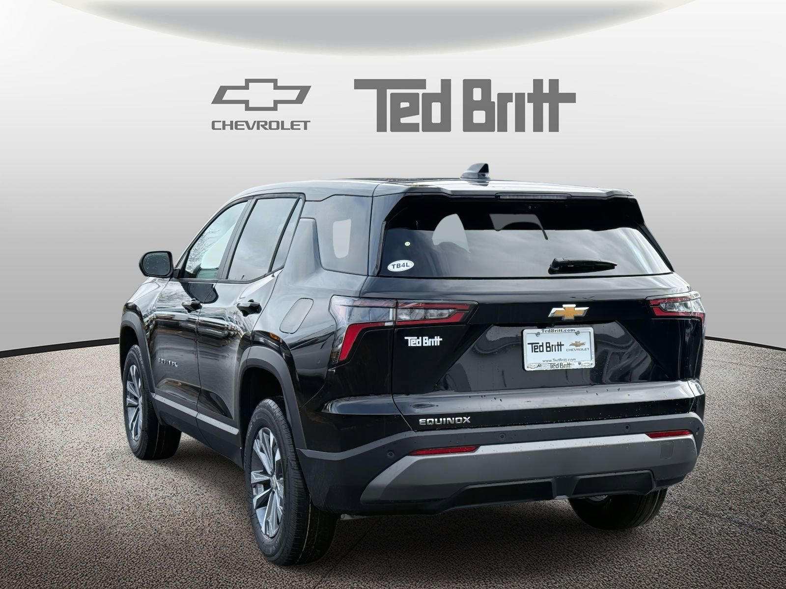 New 2026 Chevrolet Equinox LT w/ Convenience Package II FWD image 6