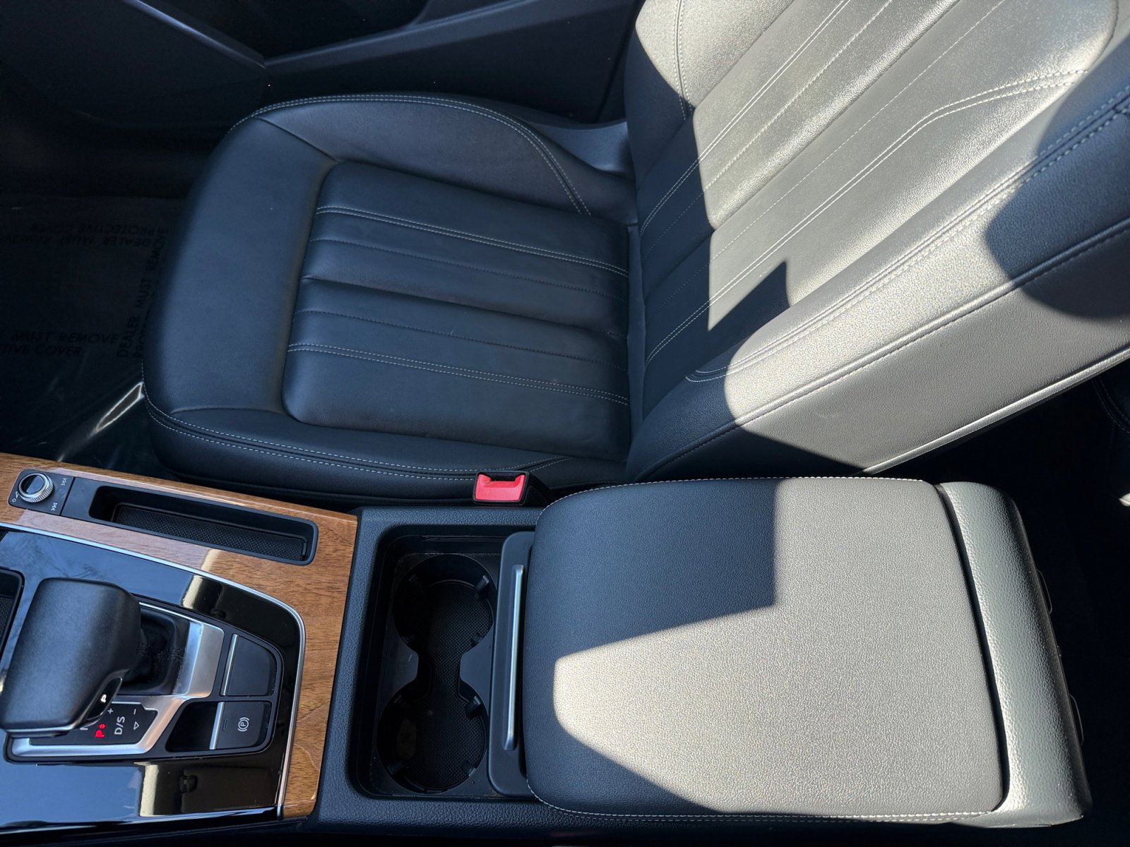 Used 2022 Audi Q5 2.0T Premium w/ Convenience Package image 14