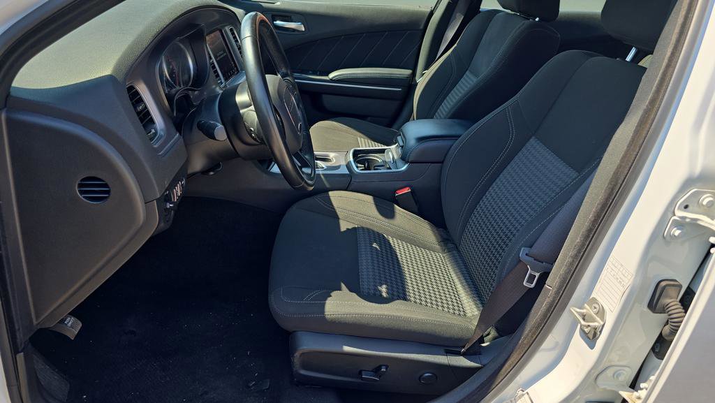 Used 2023 Dodge Charger SXT RWD image 14