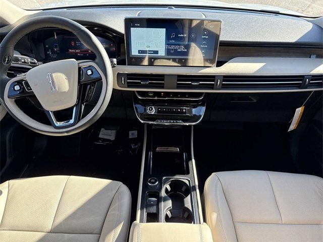 New 2026 Lincoln Corsair Reserve w/ Jet Appearance Package image 15