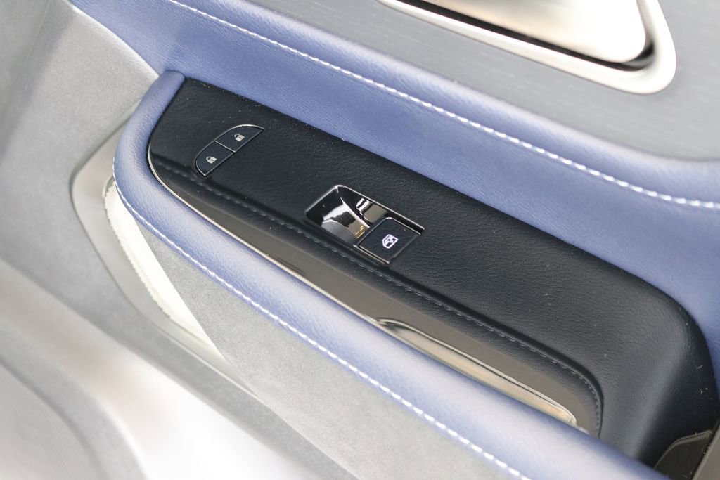 New 2026 INFINITI QX80 4WD image 41