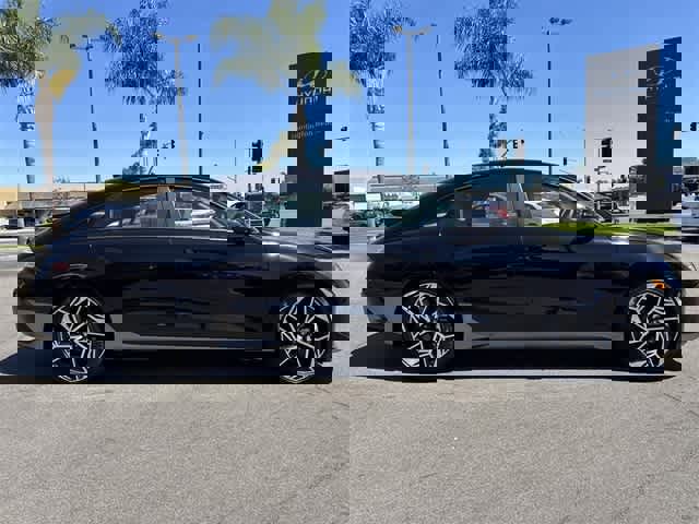 Used 2025 Hyundai Ioniq 6 SEL image 3